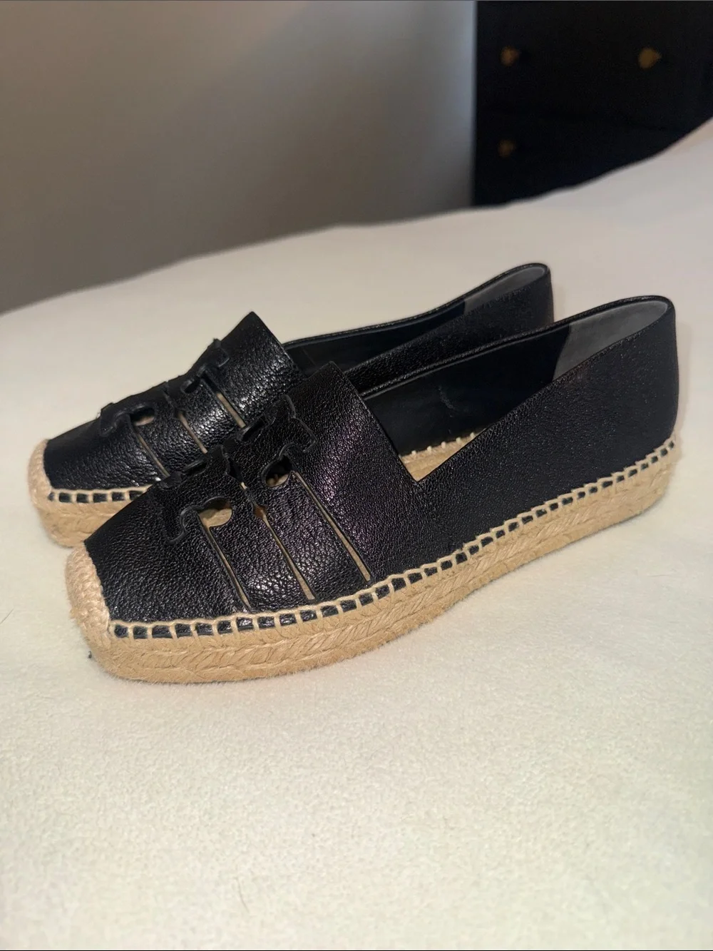 Tory Burch Black Leather Cutout Espadrille Loafers Never Worn